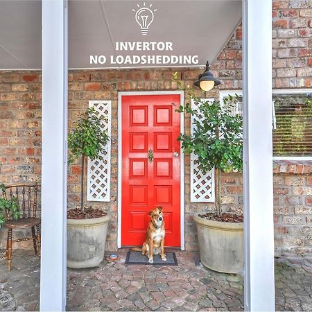 Red Door Cottage Wilderness Exterior photo